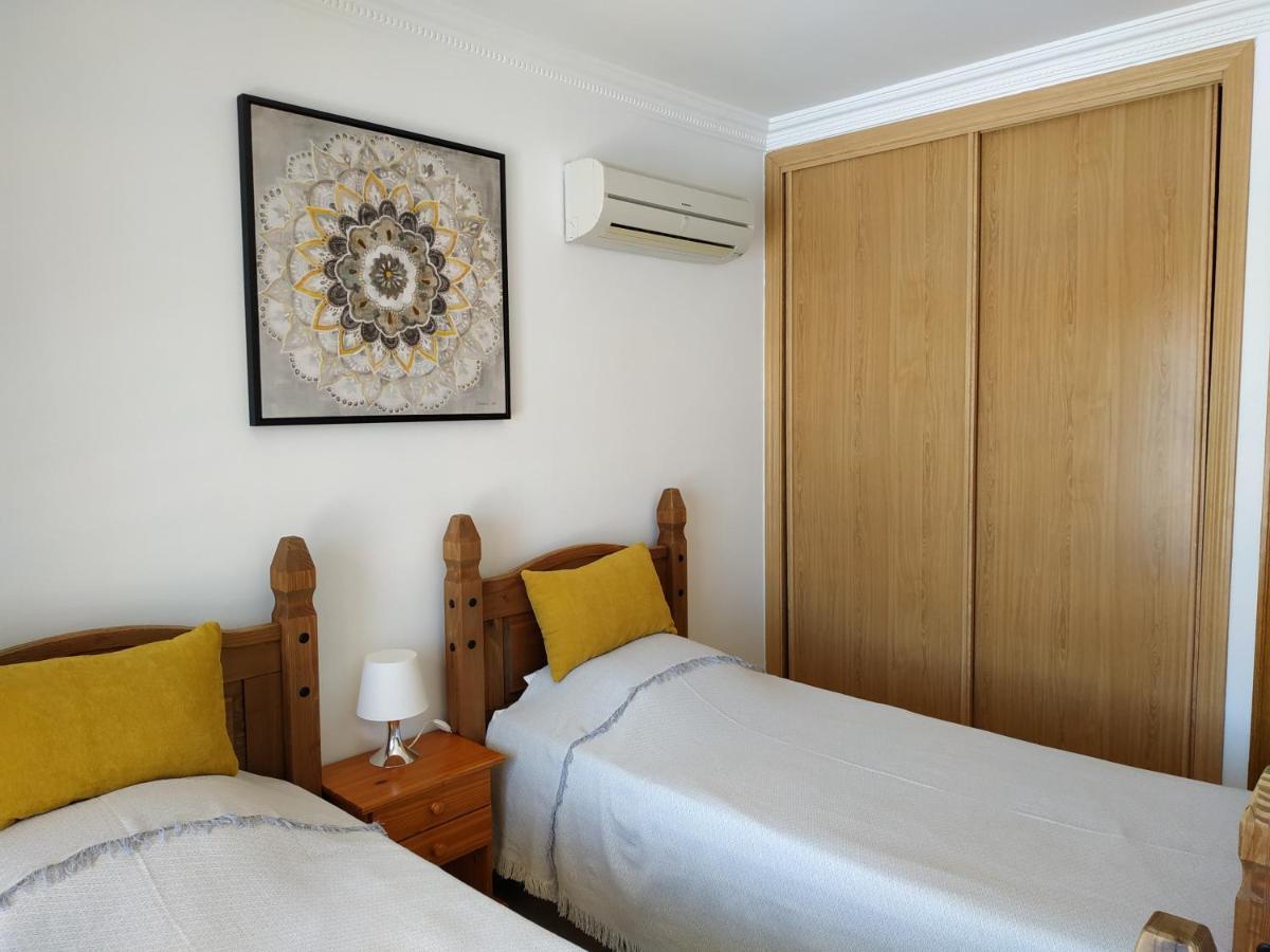 Villa Casa Del Sol 3 Bedroom Villa With Private Solar Covered 12M X 6M Pool Minimum Stay 7 Nights Chromecast And Wifi Throughout The Property Triquivijate 외부 사진