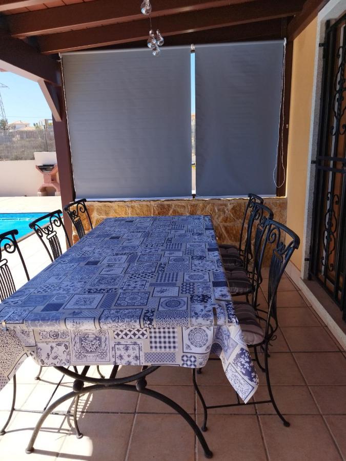 Villa Casa Del Sol 3 Bedroom Villa With Private Solar Covered 12M X 6M Pool Minimum Stay 7 Nights Chromecast And Wifi Throughout The Property Triquivijate 외부 사진