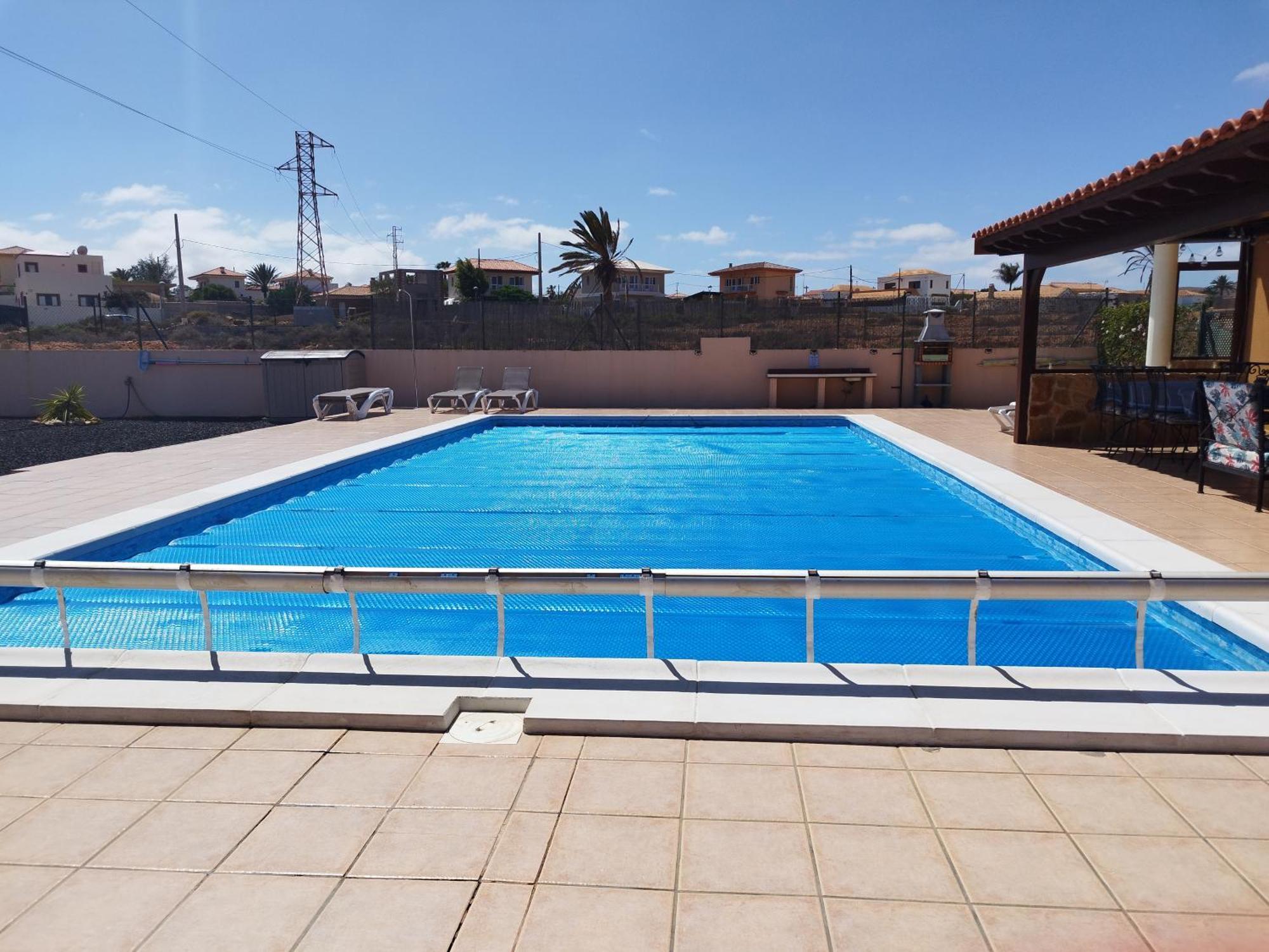 Villa Casa Del Sol 3 Bedroom Villa With Private Solar Covered 12M X 6M Pool Minimum Stay 7 Nights Chromecast And Wifi Throughout The Property Triquivijate 외부 사진